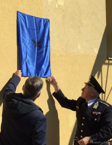 Emléktábla avatás 11